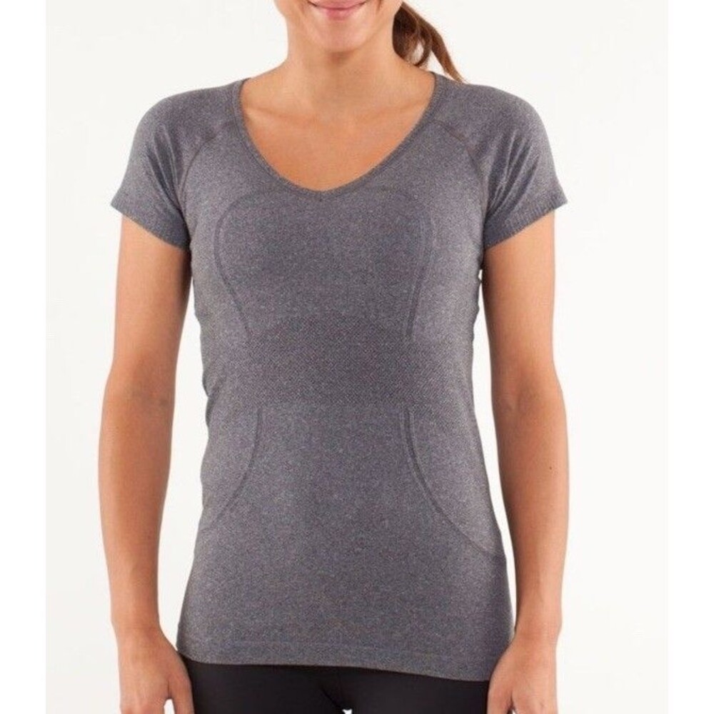 Lululemon Size 6 Swiftly Tech Short Sleeve Shirt V Neck Gray